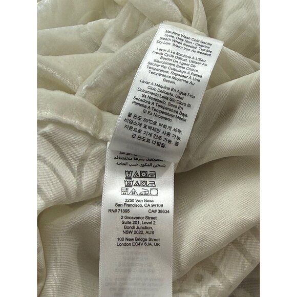 Pottery Barn PB Teen Dorm Room Wall Tapestry Ivory Mandala Boho Tassels Velvet - Picture 10 of 12